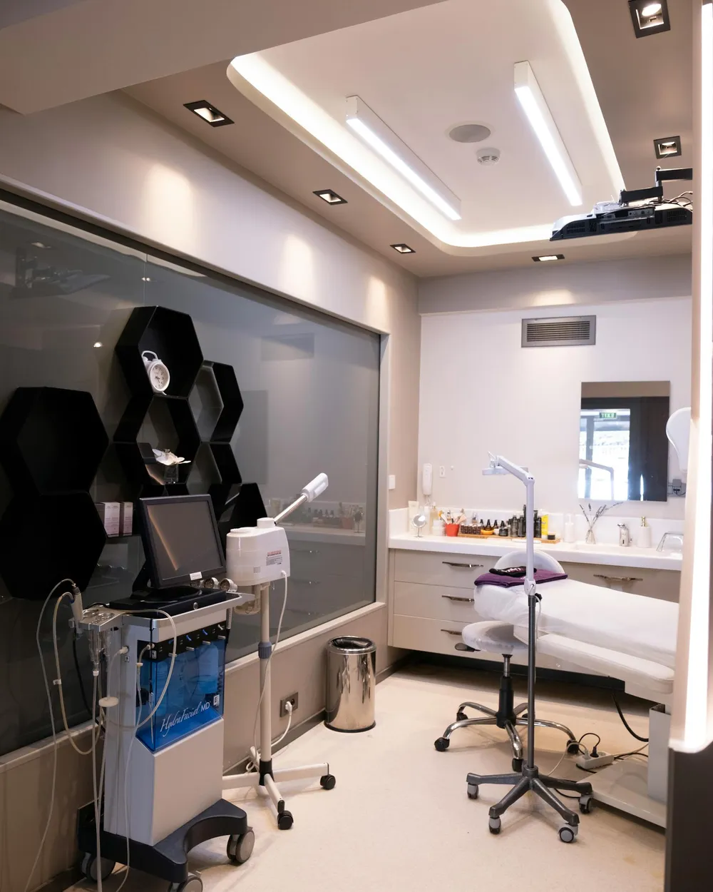 Facial treatment room